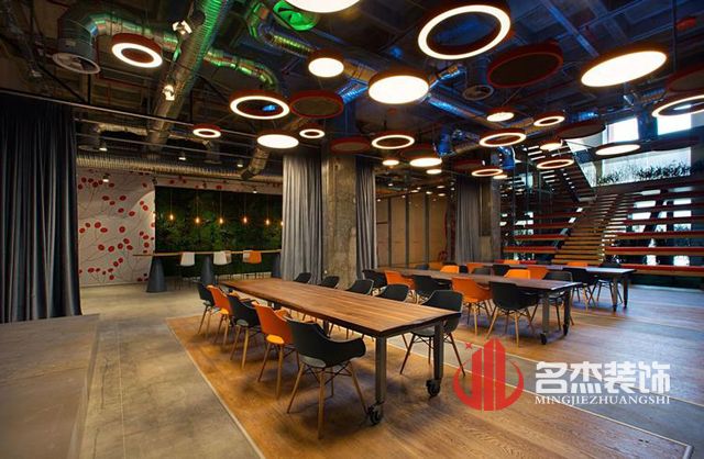 廣州辦公室裝修.jpg 廣州辦公室裝修.jpg