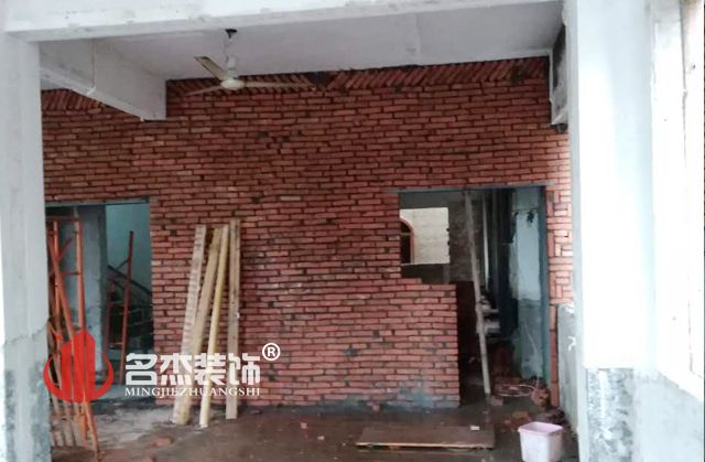 幼兒園施工現場.jpg 幼兒園施工現場.jpg