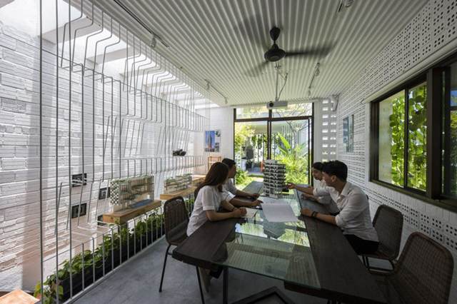 辦公室設(shè)計裝修.jpg 辦公室設(shè)計裝修.jpg