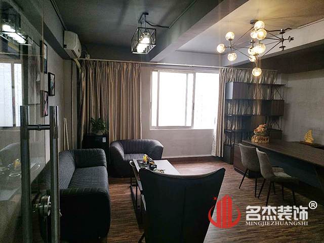 服裝辦公室設計完工照.jpg 服裝辦公室設計完工照.jpg