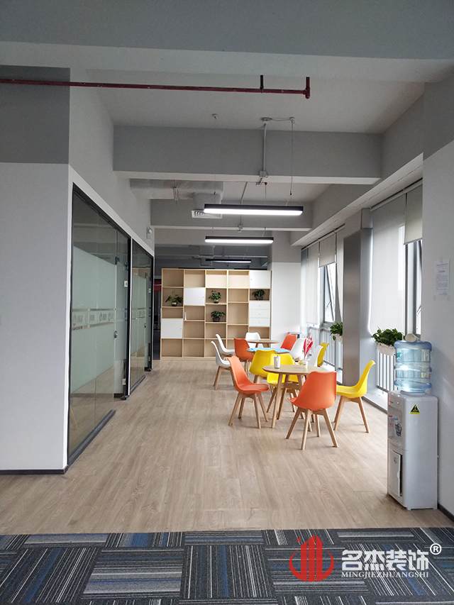 休閑區裝修完工照.jpg 休閑區裝修完工照.jpg