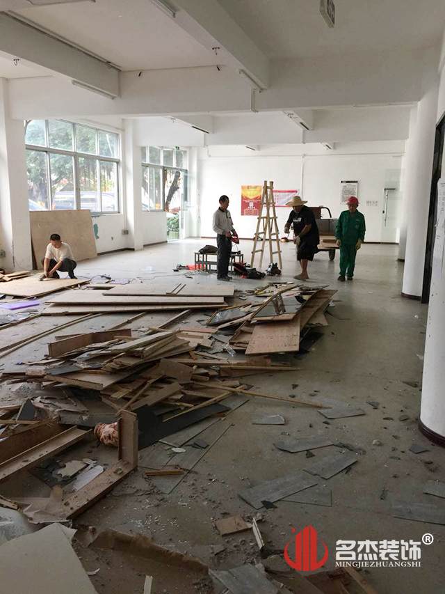 培訓學校設計施工照.jpg 培訓學校設計施工照.jpg