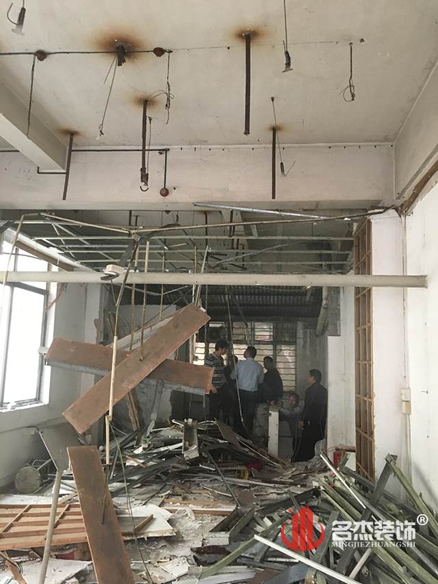 辦公室裝修設計開工現場.jpg 辦公室裝修設計開工現場.jpg