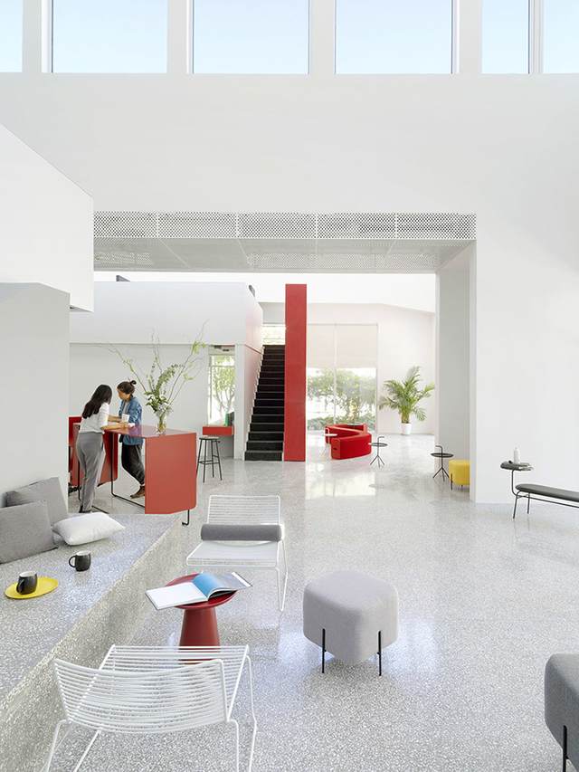 辦公室裝修設(shè)計(jì).jpg 辦公室裝修設(shè)計(jì).jpg