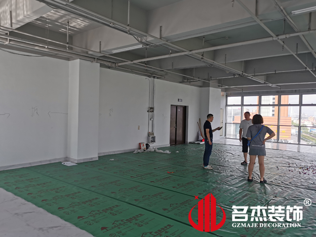 廣州辦公室裝修設(shè)計(jì) 廣州辦公室裝修設(shè)計(jì)