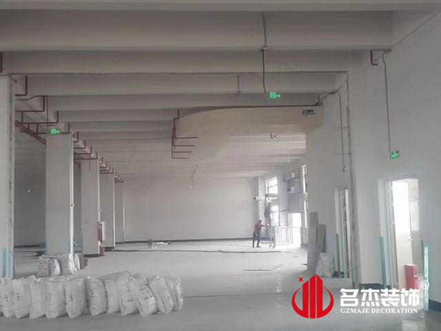 辦公室裝修現場一角